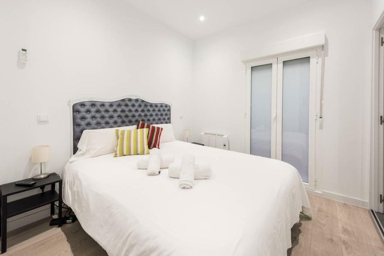 Modern With Ideal Location Next To Atocha Station Madrid Buitenkant foto